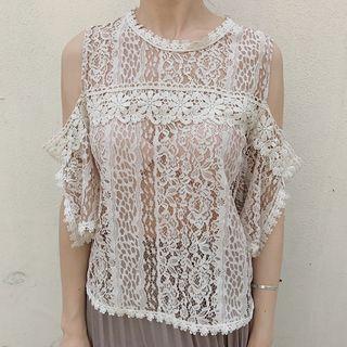 Cut Out Shoulder Short Sleeve Crochet Top