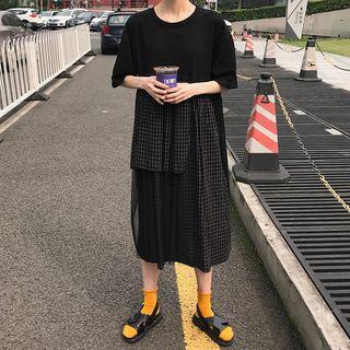 Short-sleeve Plaid Panel Midi T-shirt Dress