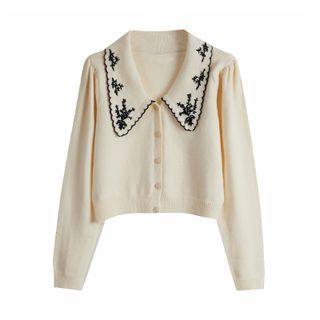 Embroidered Collar Crop Knit Top