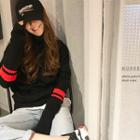Turtle-neck Extra Long-sleeve Sweater