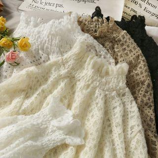 Mock-neck Bubble-sleeve Lace Top