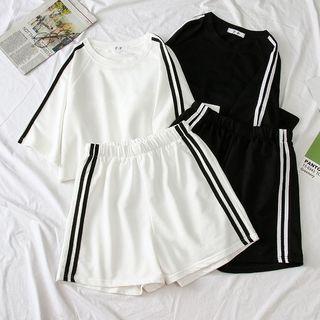 Set: Elbow-sleeve Side Stripe T-shirt + Sweatshorts