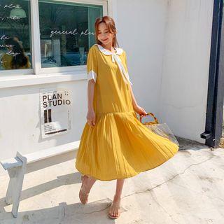 Color-block Sailor-collar Pleats Dress