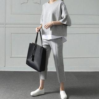 Set: Mock Two-piece 3/4-sleeve Sweatshirt + Slim-fit Cropped Pants