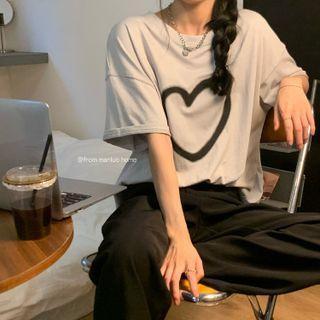 Short Sleeve Heart Print Oversize Tee