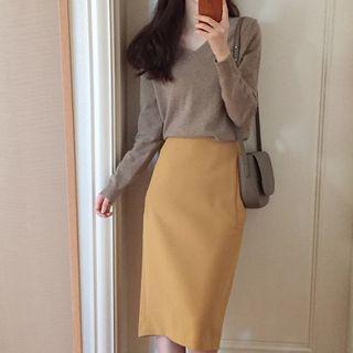 Knit Top / Midi A-line Skirt