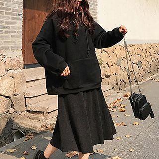 Plain Hoodie / A-line Midi Knit Skirt / Set