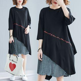 Set: Lettering 3/4-sleeve T-shirt Dress + Pleated Skirt