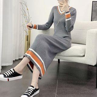 Contrast Trim V-neck Midi Bodycon Knit Dress