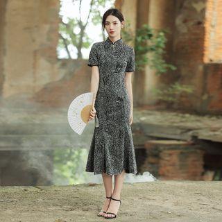 Short-sleeve Sequined Ruffle Hem Midi Qipao