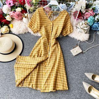 V-neck Gingham Short-sleeve Shirtdress