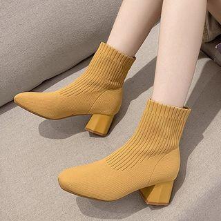 Block Heel Short Knit Boots