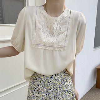Crewneck Plain Embroider Blouse