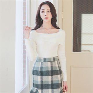 Square-neck Flap-front Knit Top