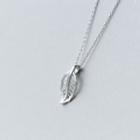 925 Sterling Silver Cutout Leaf Necklace 925 Silver - Silver - One Size