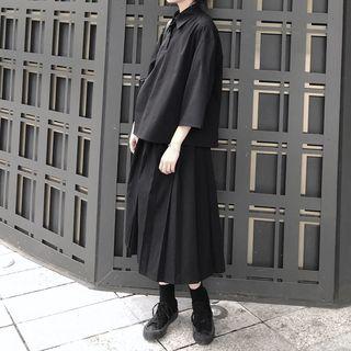 Polo Collar Blouse / Midi Pleated Skirt