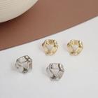 Cut-out Geometry Stud Earring