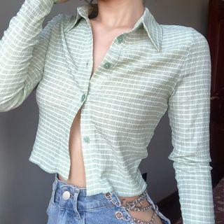 Long-sleeve Collared Striped Button-up Cropped T-shirt