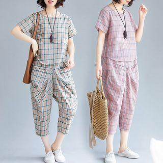 Set : Plaid Top + Loose-fit Capri Pants