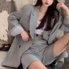 Long-sleeve Blazer / High-waist Shorts