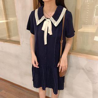 Short-sleeve Ribbon Pleated Dress