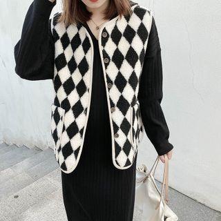Diamond Pattern Fleece Button Vest