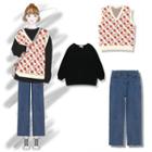 Plain Pullover / Strawberry Knit Vest / Straight Fit Jeans