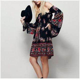 Long-sleeve Off Shoulder Patterend Dress
