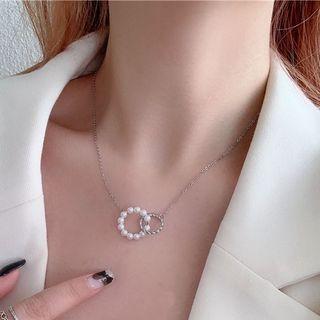 Faux Pearl Stainless Steel Interlocking Hoop Pendant Necklace