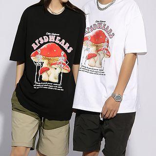 Elbow-sleeve Mushroom T-shirt