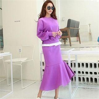 Set: Loose-fit Sweatshirt + Midi Mermaid Skirt