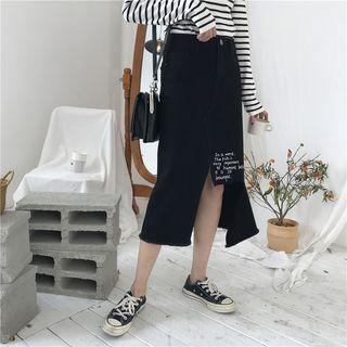 Asymmetric Hem Lettering Denim Skirt