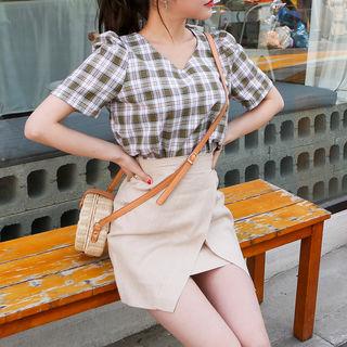 V-neck Puff-sleeve Checked Top