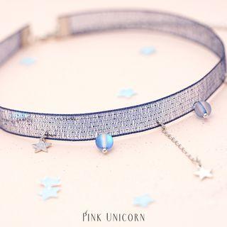 Star & Bead Mesh Choker