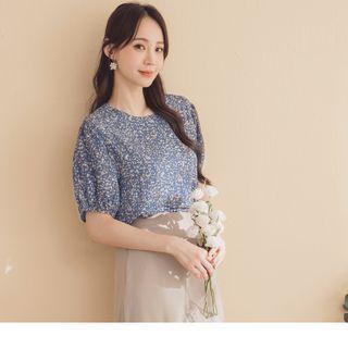 Short-sleeve Round Neck Floral Chiffon Top