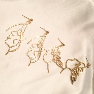 Metal Face Dangle Earring
