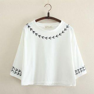 Embroidered Cropped Top