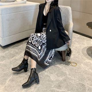 Plain Loose-fit Blazer / Print A-line Skirt