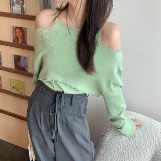 Off-shoulder Knit Top / Tank Top