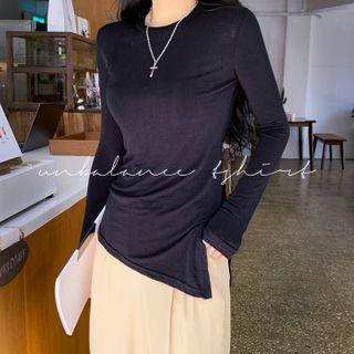 Seam-detail Diagonal-hem Textured T-shirt