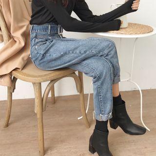 Seam Front Washed Straight Cut Jeans