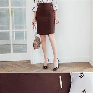 Metal-trim Slit-back Skirt