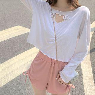 Heart-cutout Long-sleeve Cropped T-shirt
