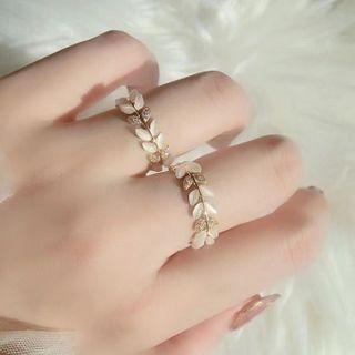 Leaf Ring Ring - Gold - One Size