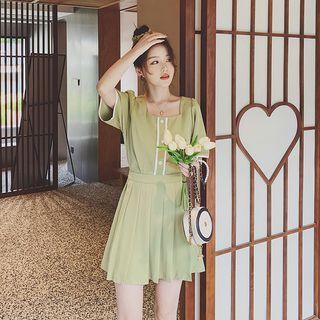 Set: Short-sleeve Square Neck Blouse + High Waist Pleated Skirt