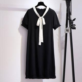 Short Sleeve Tie-neck Knit Dress