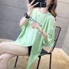 Slit-side Lettering Short-sleeve Top