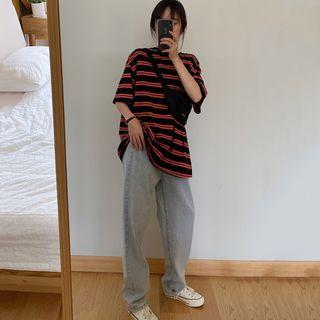 Striped Short-sleeve T-shirt / Washed Straight-cut Jeans