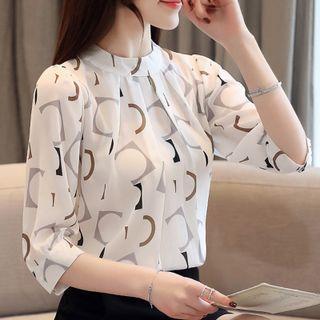 3/4-sleeve Geometric Print Chiffon Blouse