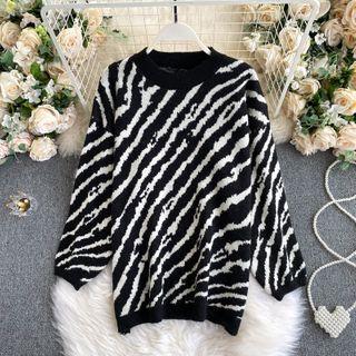Round-neck Zebra Print Knit Sweater